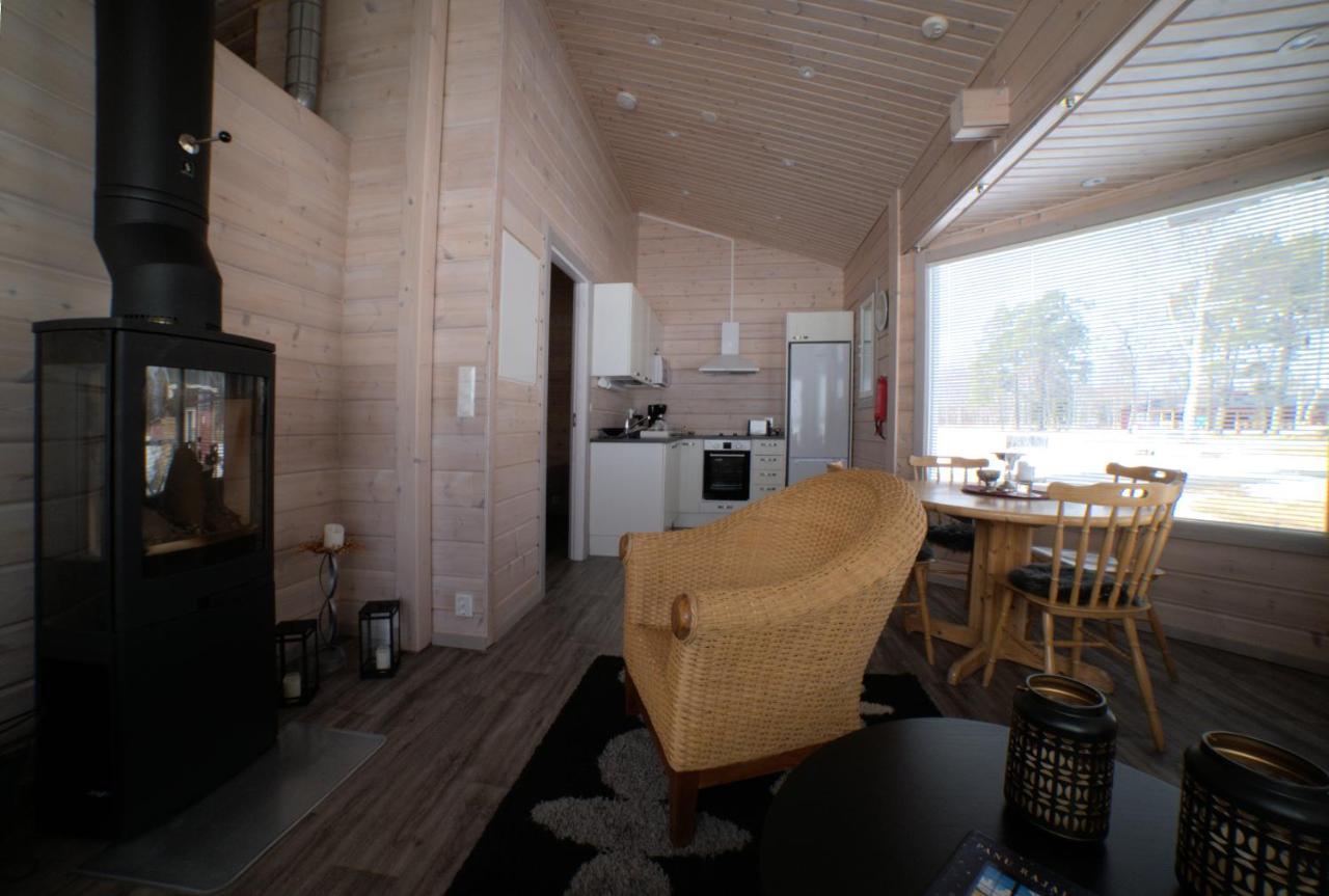 Pukinsaaren Camping Kristinestad Esterno foto