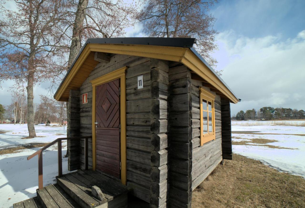 Pukinsaaren Camping Kristinestad Esterno foto